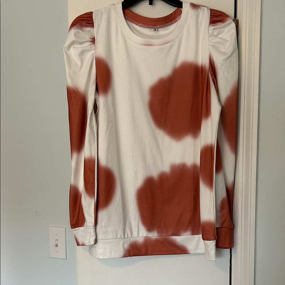 Stylish Women's Orange and White Tie-Dye Top